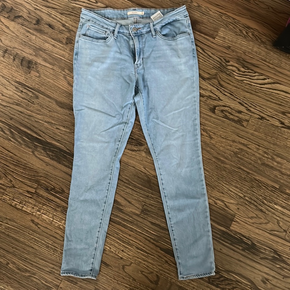 711 Skinny Levi’s Jeans